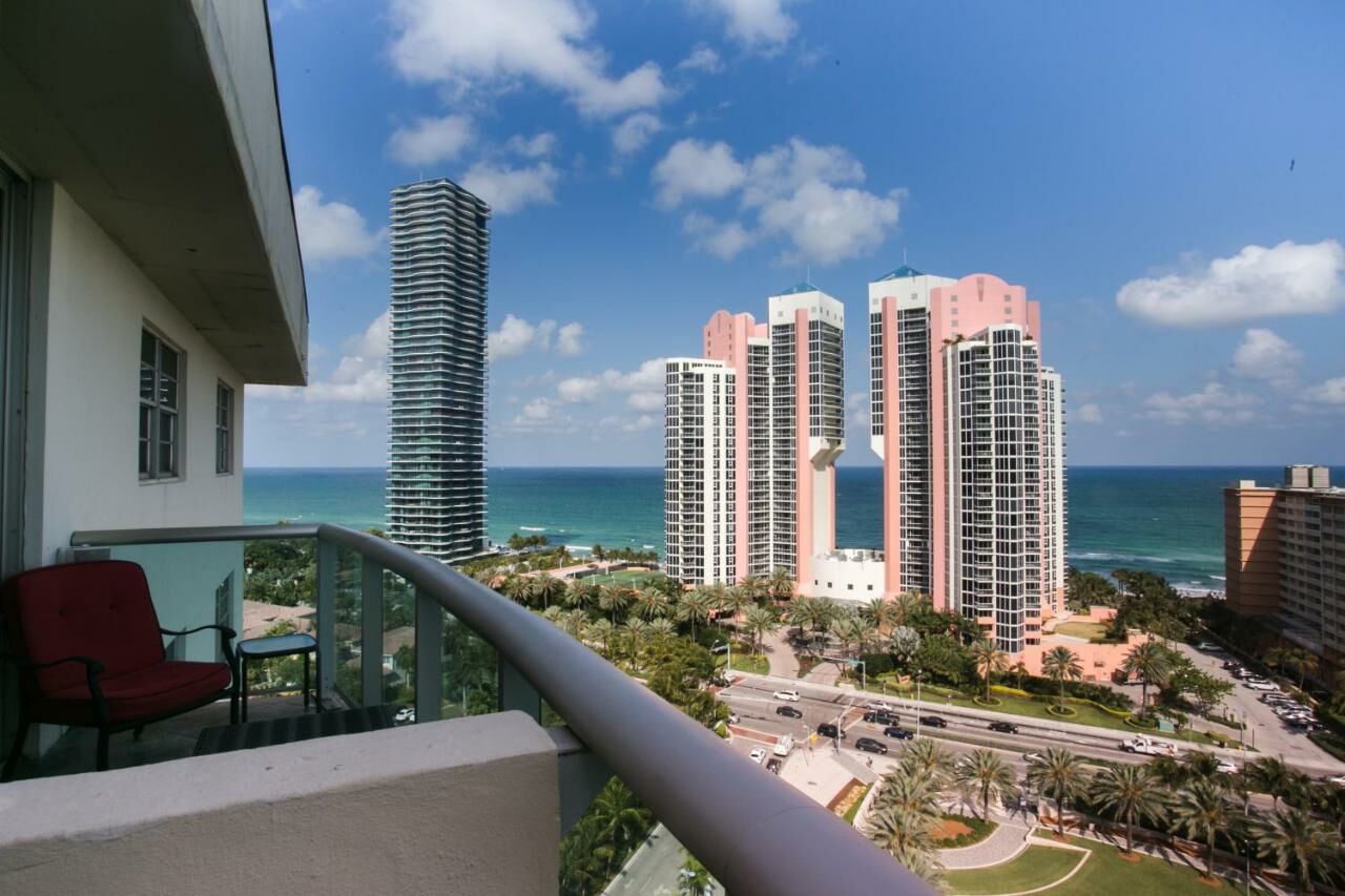 19370 Collins Avenue, Sunny Isles Beach, FL 33160, United States of America. hotel inSunny Isles Beach